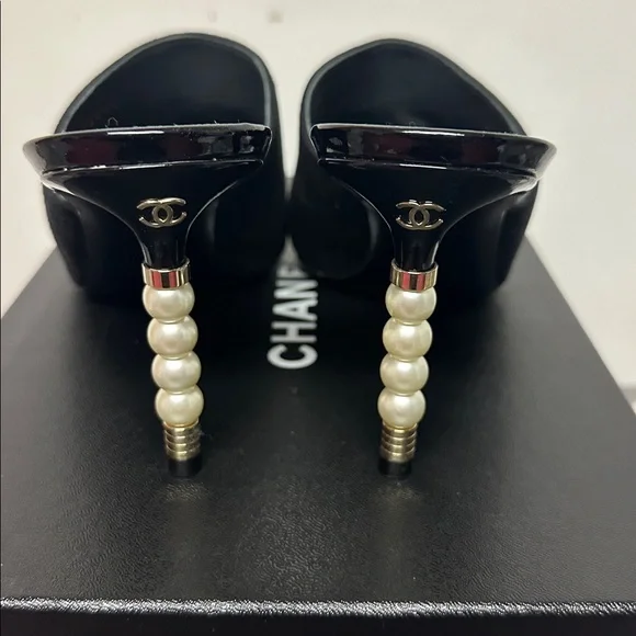 Chanel Black Suede & Patent Leather Mules – Size 40 (With Box) - Picture 6 of 8